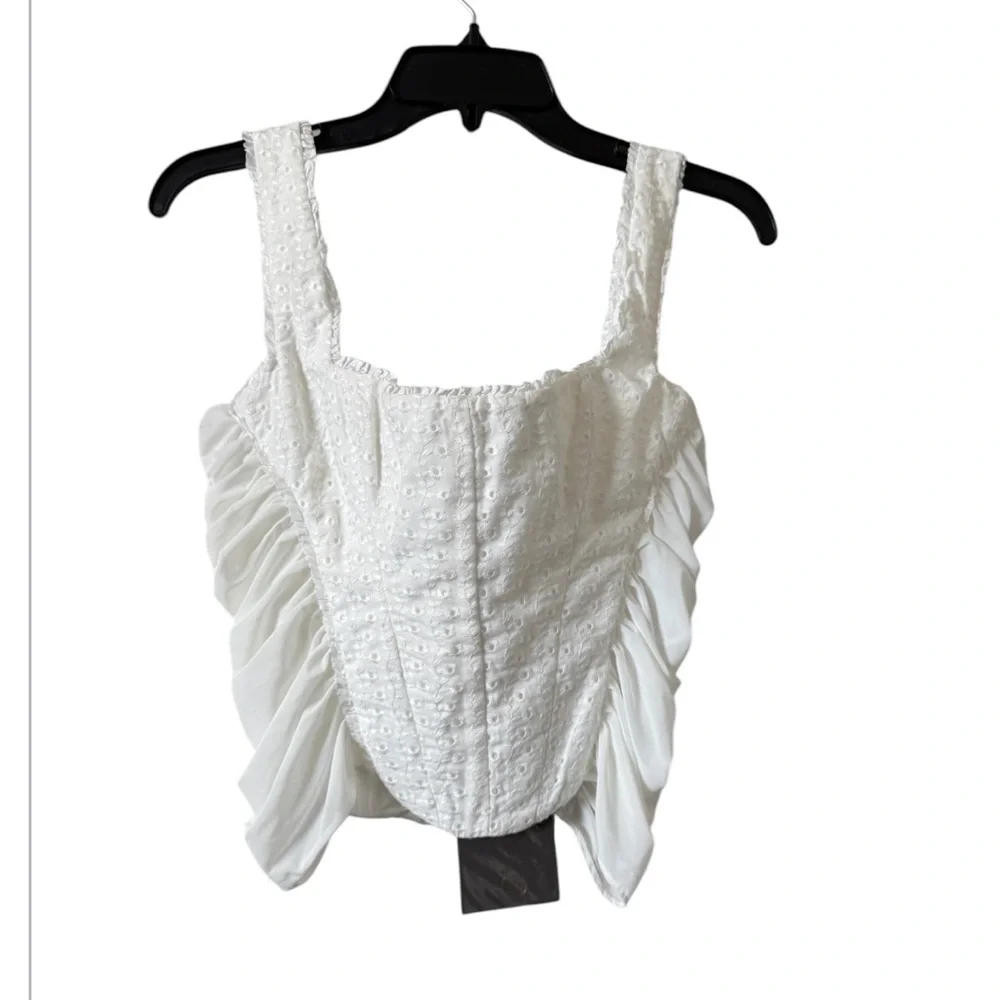 HOUSE OF CB Catalina Eyelet Corset Top - Picture 4 of 8